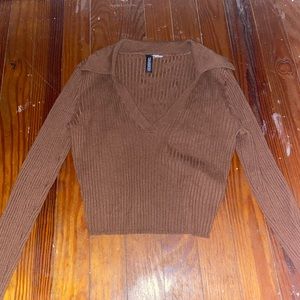Divided Cropped Sweater Size Small
